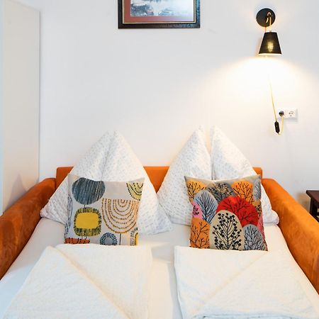 Haus Der Geschenke - Carinthia Apartment Velden am Woerthersee Ngoại thất bức ảnh