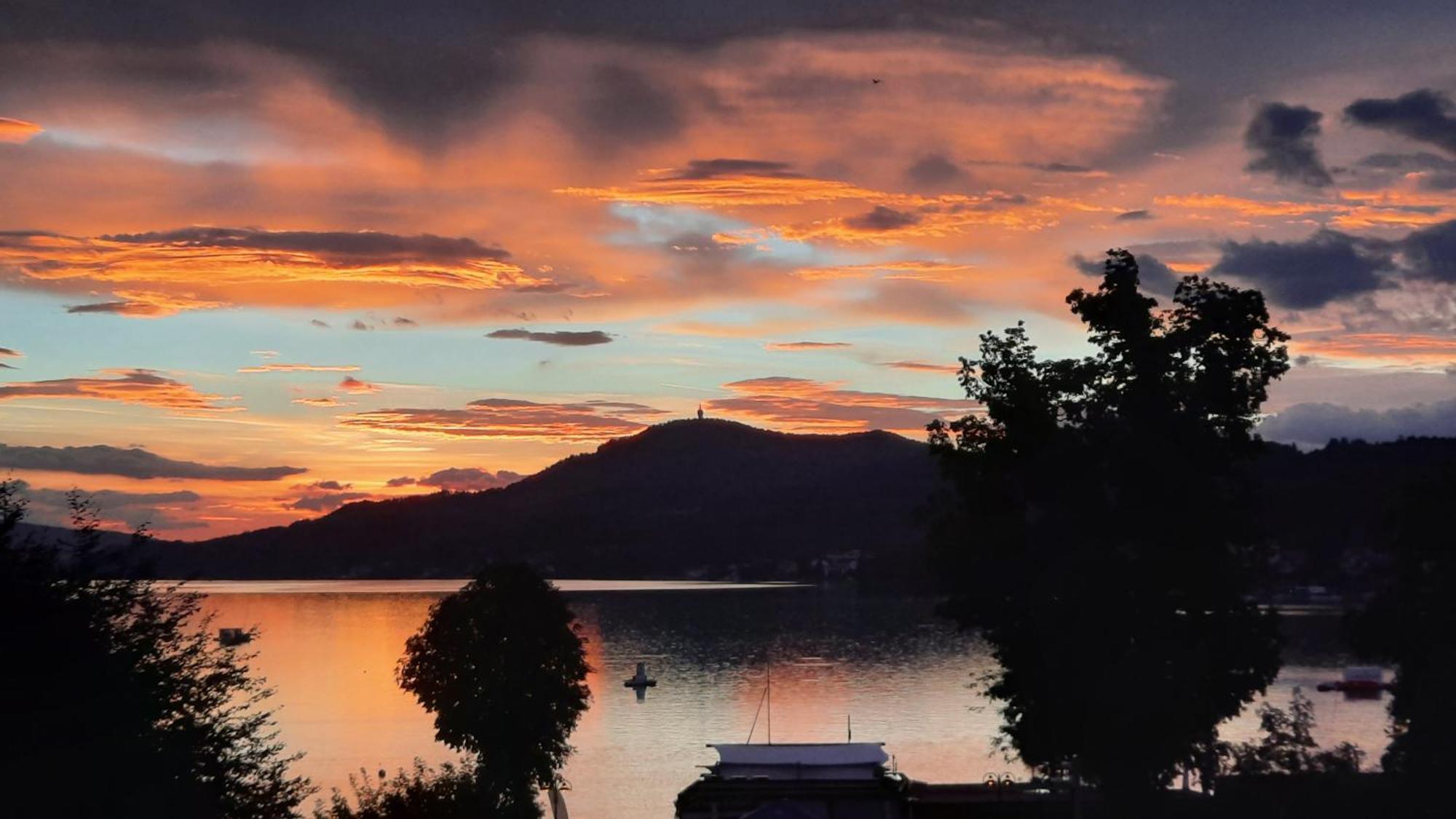 Haus Der Geschenke - Carinthia Apartment Velden am Woerthersee Ngoại thất bức ảnh
