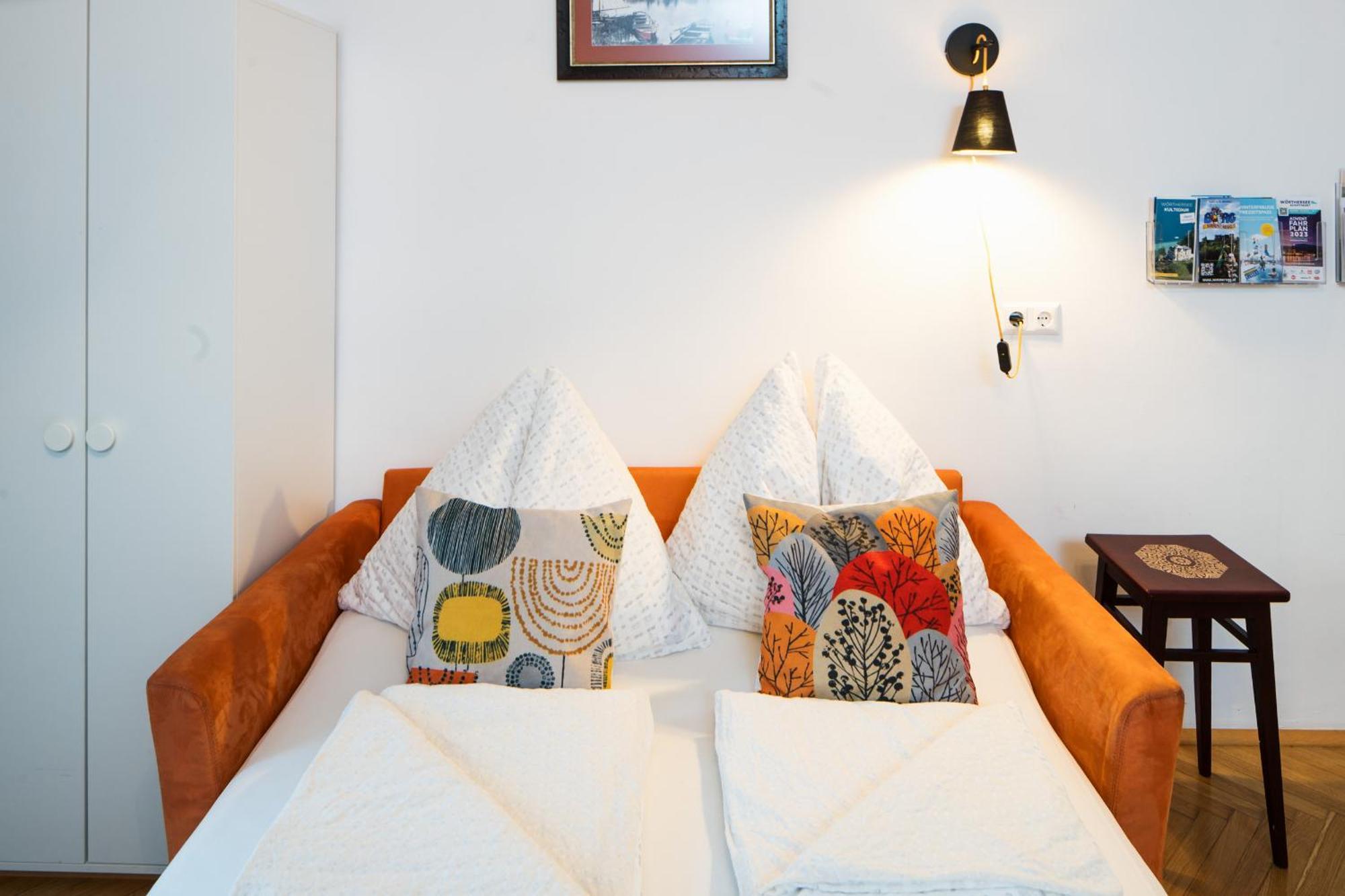 Haus Der Geschenke - Carinthia Apartment Velden am Woerthersee Ngoại thất bức ảnh