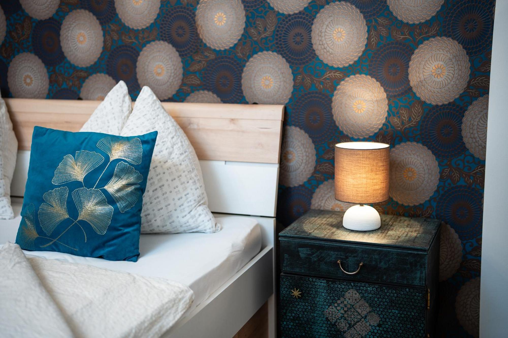 Haus Der Geschenke - Carinthia Apartment Velden am Woerthersee Ngoại thất bức ảnh