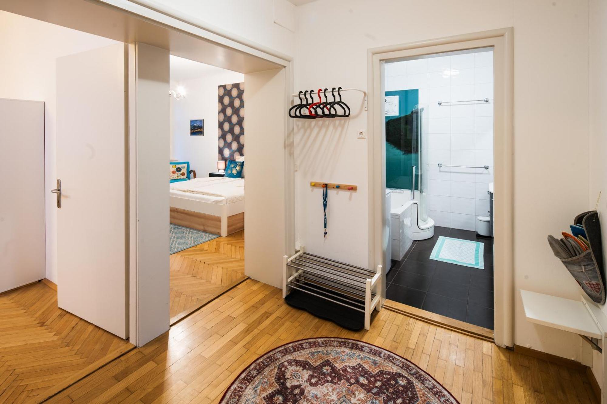 Haus Der Geschenke - Carinthia Apartment Velden am Woerthersee Ngoại thất bức ảnh