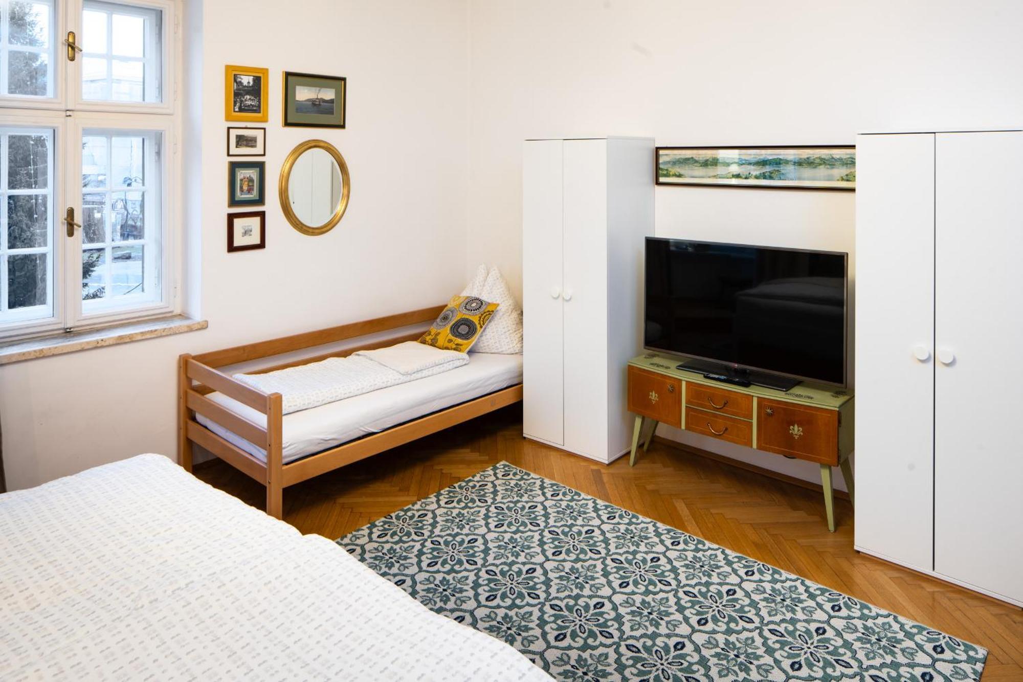 Haus Der Geschenke - Carinthia Apartment Velden am Woerthersee Ngoại thất bức ảnh
