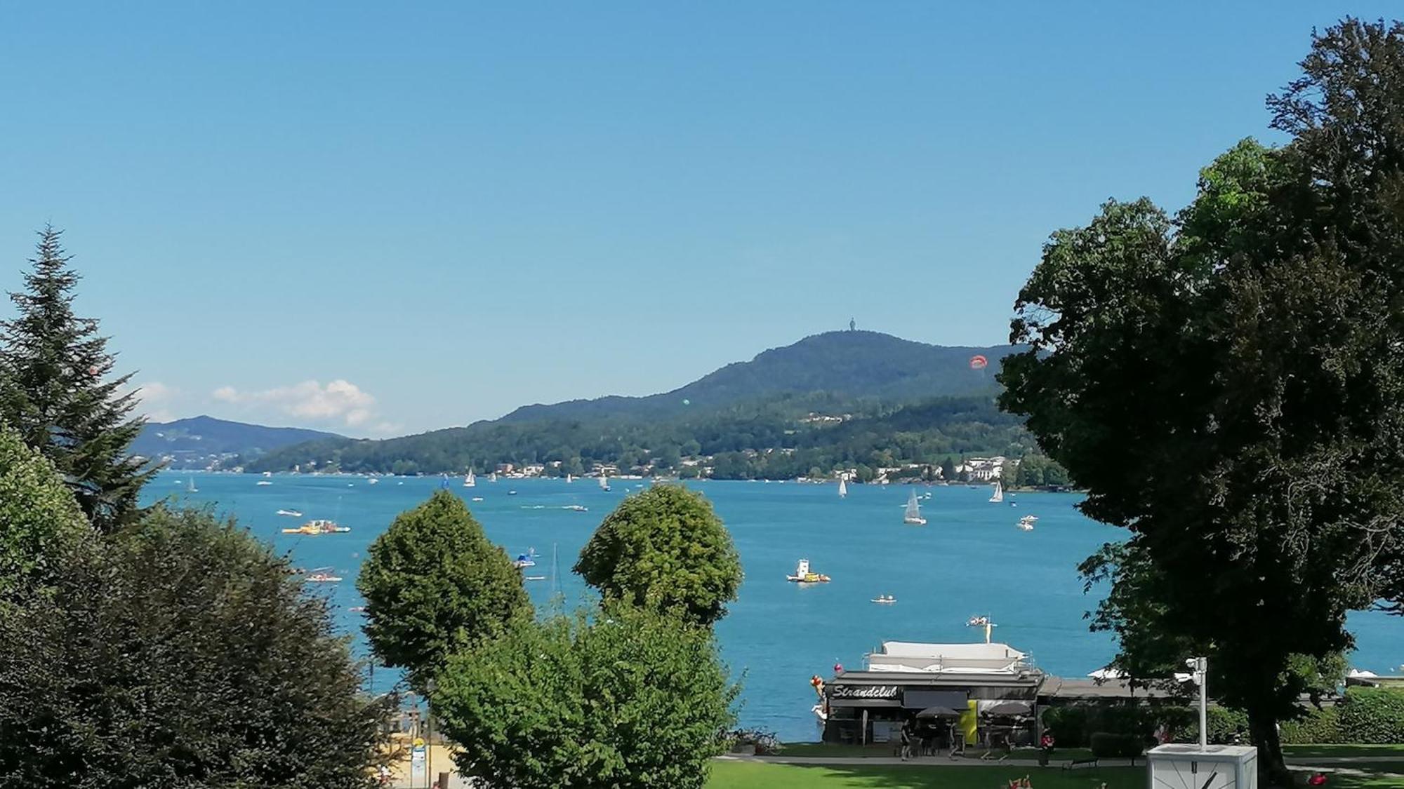 Haus Der Geschenke - Carinthia Apartment Velden am Woerthersee Ngoại thất bức ảnh